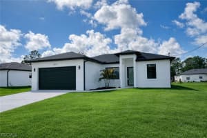 3113 56th St W, Lehigh Acres