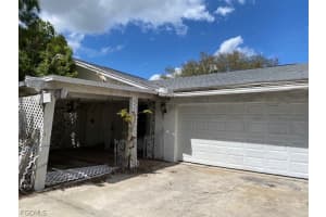 657 Coral Dr, Cape Coral 657 Coral Dr, Cape Coral