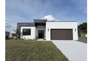 477 Rayford St, Lehigh Acres