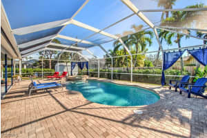 4771 Palmetto Ter, Estero