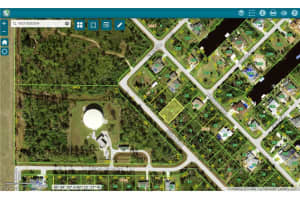 2966 Gillot Blvd, Port Charlotte