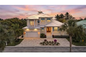 27050 Flamingo Dr, Bonita Springs