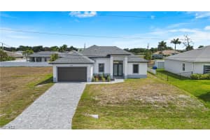 1633 Nw 31st Pl, Cape Coral