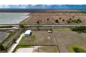 344 Pine Ln, Clewiston