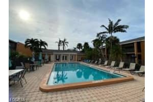 12620 Kenwood Ln D, Fort Myers