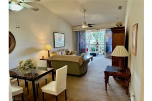 675 Luisa Ln 825, Naples