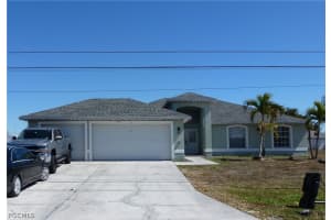 513 Se 16th Pl, Cape Coral