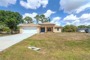 3820 Hillandale St, Fort Myers