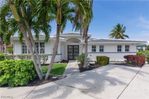 2417 Cape Coral Pkwy W, Cape Coral