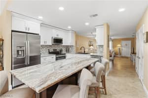 8336 Charter Club Cir 7, Fort Myers