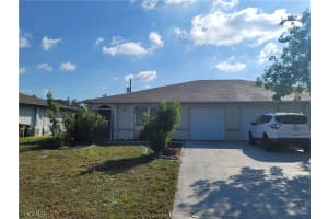 931 Se 23rd Pl, Cape Coral