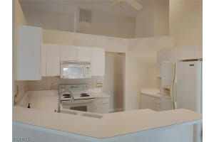 15232 Cricket Ln, Fort Myers