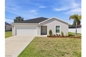 2515 Sw 2nd Ter, Cape Coral