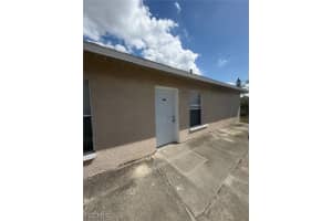 3516 Dora St, Fort Myers