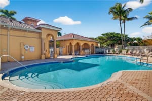 15585 Ocean Walk Cir 215, Fort Myers