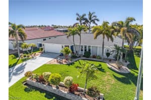 2610 Sw 37th Ter, Cape Coral