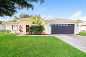 160 Se 27th Ter, Cape Coral