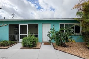 3032 Se Santa Barbara Pl 1, Cape Coral