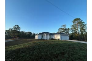 660 Ames St E, Lehigh Acres 660 Ames St E, Lehigh Acres