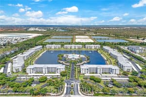 16655 Lake Circle Dr 825, Fort Myers