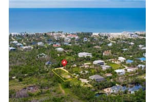 393 & 401 Raintree Pl, Sanibel