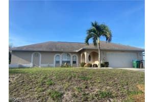 526 Se 2nd St, Cape Coral 526 Se 2nd St, Cape Coral