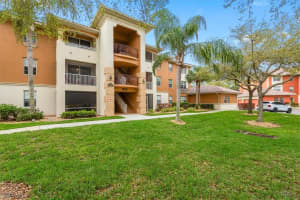 3957 Pomodoro Cir 201, Cape Coral