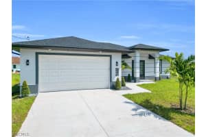 172 Pembroke St, Lehigh Acres