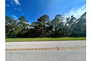 717 Biscayne Dr, Port Charlotte