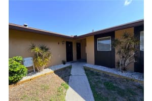 823 Gleason Pkwy 2, Cape Coral