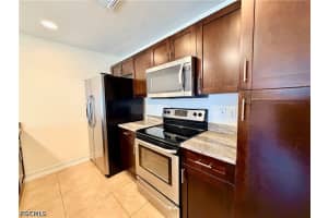 503 Hancock Bridge Pkwy, Cape Coral