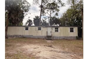 7647 Ebson Dr, North Fort Myers