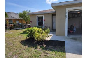 608 Se 13th Ter, Cape Coral