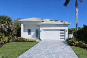 769 95th Ave N, Naples