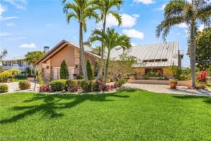 7747 Grande Pine Rd, Bokeelia