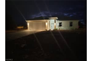 302 Nw 25th Ave, Cape Coral