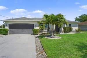 1905 Sw 11th St, Cape Coral