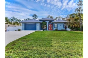 816 Columbus Ave, Lehigh Acres