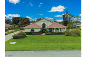 15560 Greenock Ln, Fort Myers