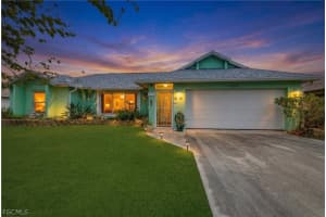 4305 Sw 1st Pl, Cape Coral