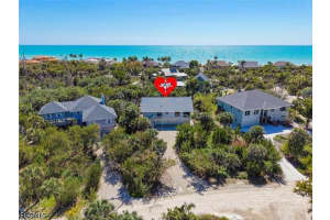 4339 Gulf Pines Dr, Sanibel