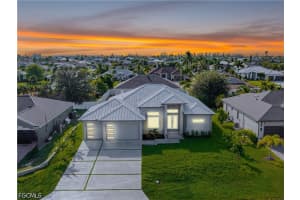 512 Nw 35th Pl, Cape Coral