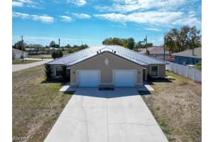 1054 Se 10th St, Cape Coral