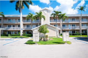 20111 Ian Ct 204, Estero