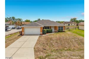 3713 20th St Sw, Lehigh Acres