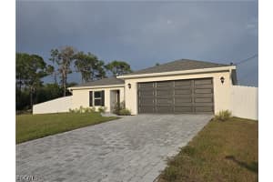 4421 Ne 15th Pl, Cape Coral