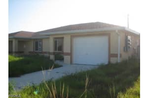 1427 Ne 8th Pl, Cape Coral