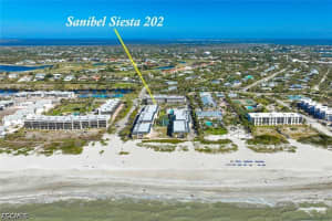 1246 Fulgur St 202, Sanibel