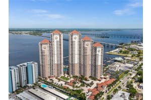 2090 W First St G807, Fort Myers