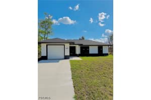453 Greenbriar Blvd, Lehigh Acres
